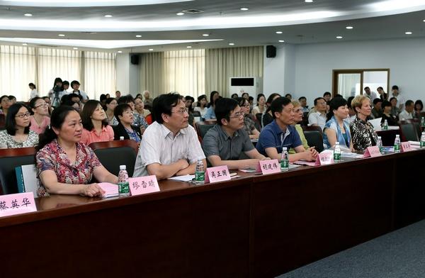 2013年护理理论与实践国际学术研讨会在我校隆重开幕